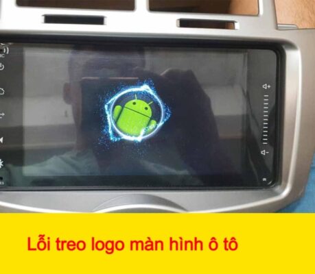 loi treo logo tren man hinh o to 768x576daitin e1709397527651