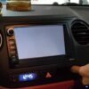 man hinh xe i10 bi den