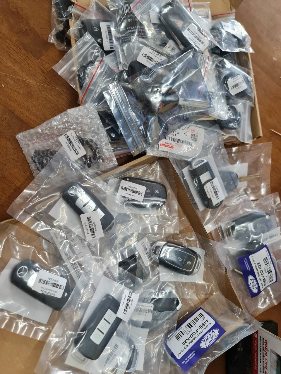 Thiết lập cài đặt chìa khóa oto z5245033228072 59c2355ffe0605e2d5a2118e67b5c0d4