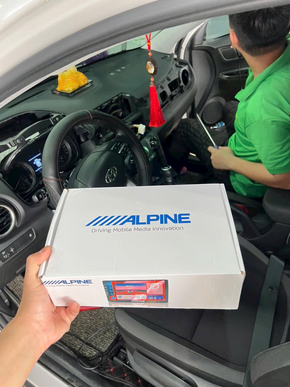 MÀN HÌNH DVD ANDROID Ô TÔ ALPINE z5263951164489 87b7fda5fd8c55c7a1b1cc741a8dc040
